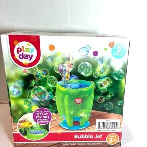 Play Day Bubble Jet Machine – Fun Outdoor Bubble Maker for Kids (Ages 3+) NWT